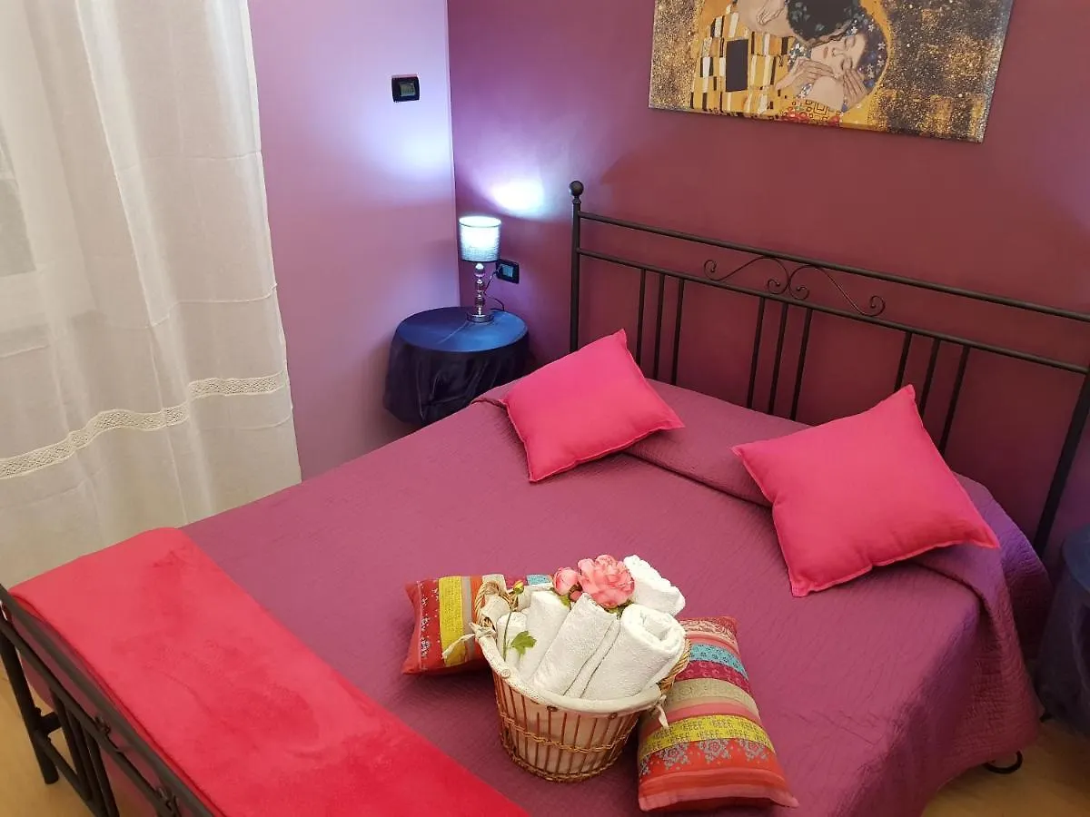 Bed and Breakfast Ghiro Ghiotto Pietra Ligure 0*,  Italia